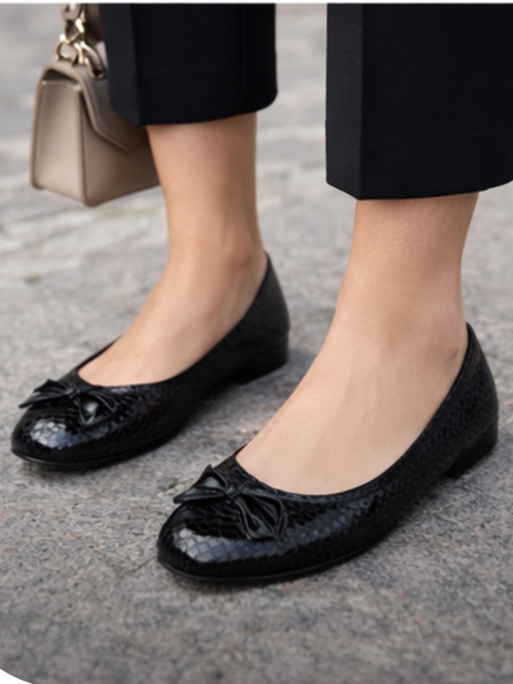 🔥STUART WEITZMAN Black Women's Ballet Flats Snakeskin Sz9.5 great cond PriceFirm